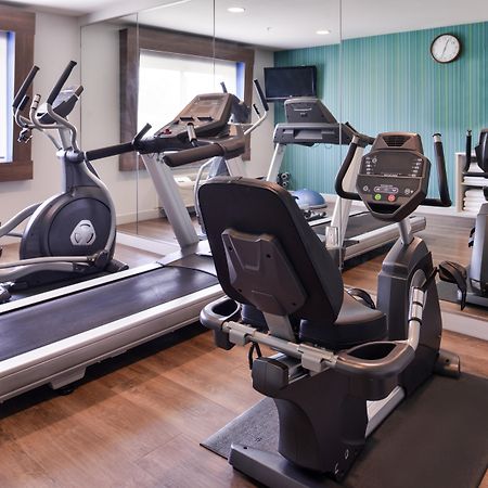 Holiday Inn Express Hotel & Suites Elgin By Ihg Εξωτερικό φωτογραφία