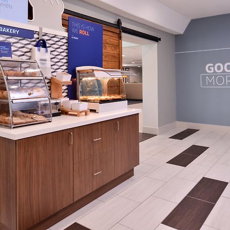 Holiday Inn Express Hotel & Suites Elgin By Ihg Εξωτερικό φωτογραφία