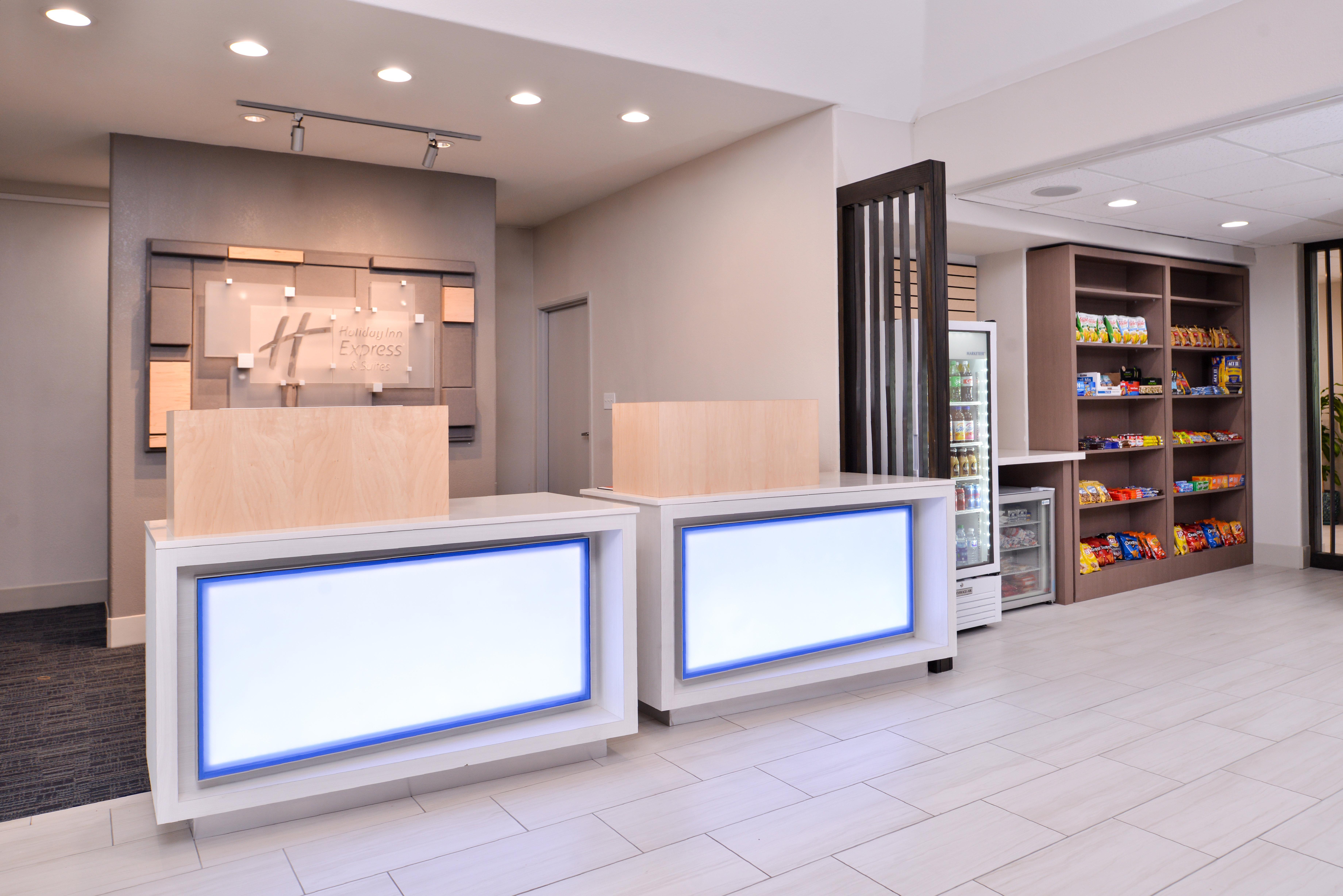 Holiday Inn Express Hotel & Suites Elgin By Ihg Εξωτερικό φωτογραφία